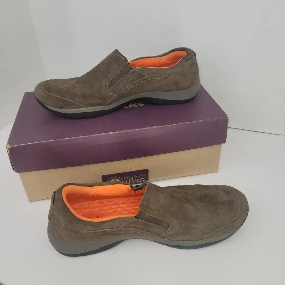 Clarks Verdict Graham Brown Nubuck Leather Loafer Women Size 11  Business Casual